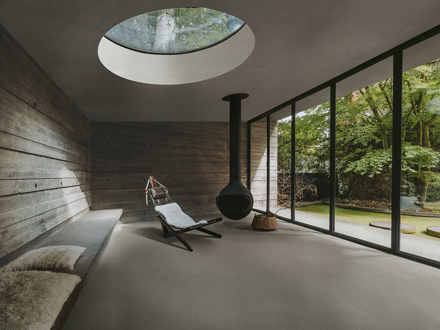 Soffitto: Patina Living KK 70, Infissi: Microresina KK 11, Pavimento: Cementoresina KK 70